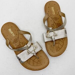 Born D68311 Kallen Thong Sandals Women 6M Silver Gold Metallic Leather Flat Ring